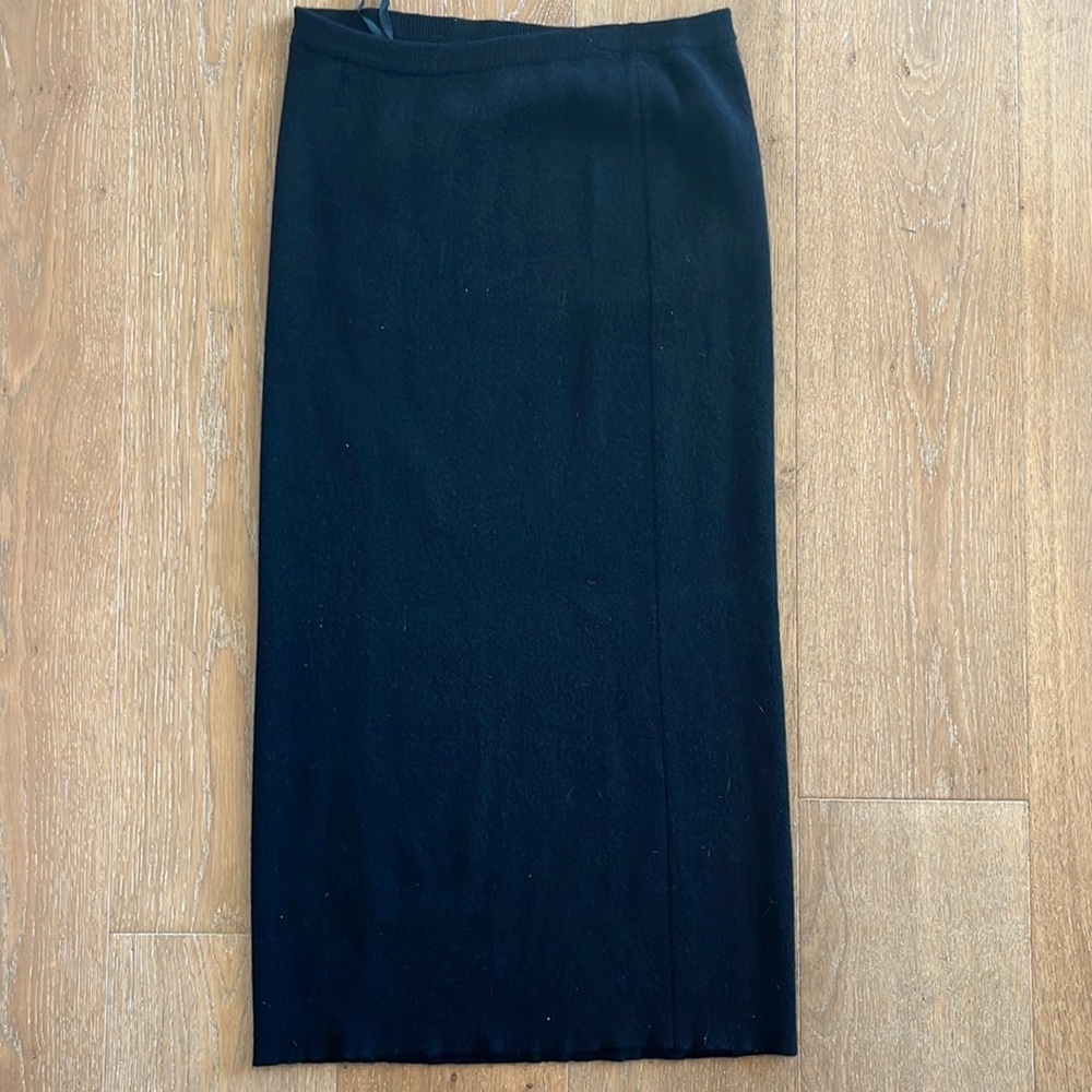 Cashmere midi skirt